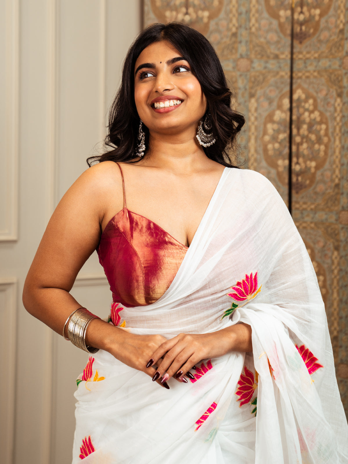 SafaidRaag Mulmul Saree