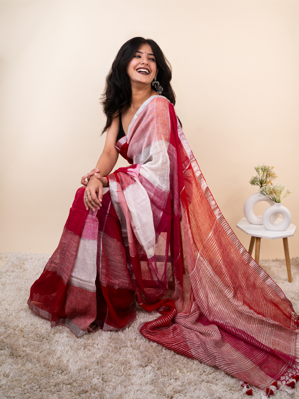 Pinky Linen Saree