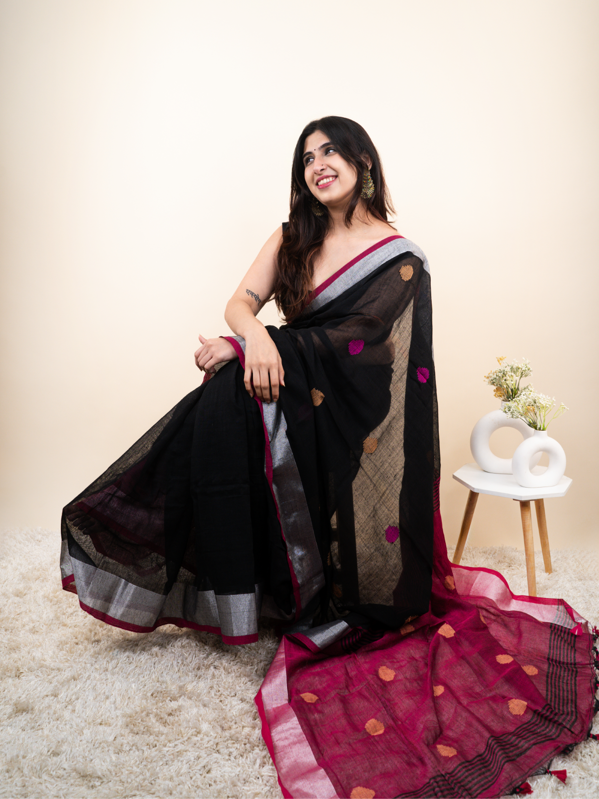 Leher Gulabi Linen Saree