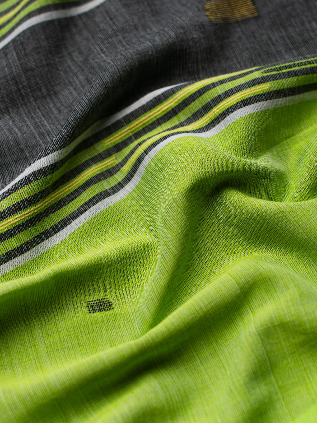 Sonpari Mulmul Saree