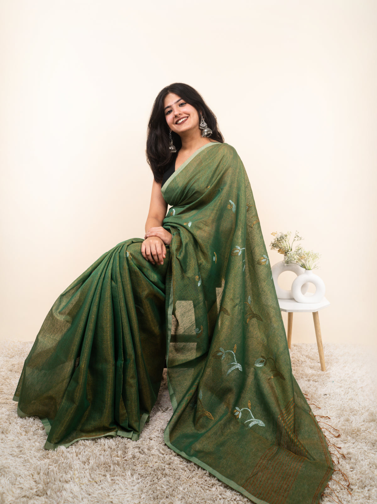 Moonlit Flow Linen Tissue Saree