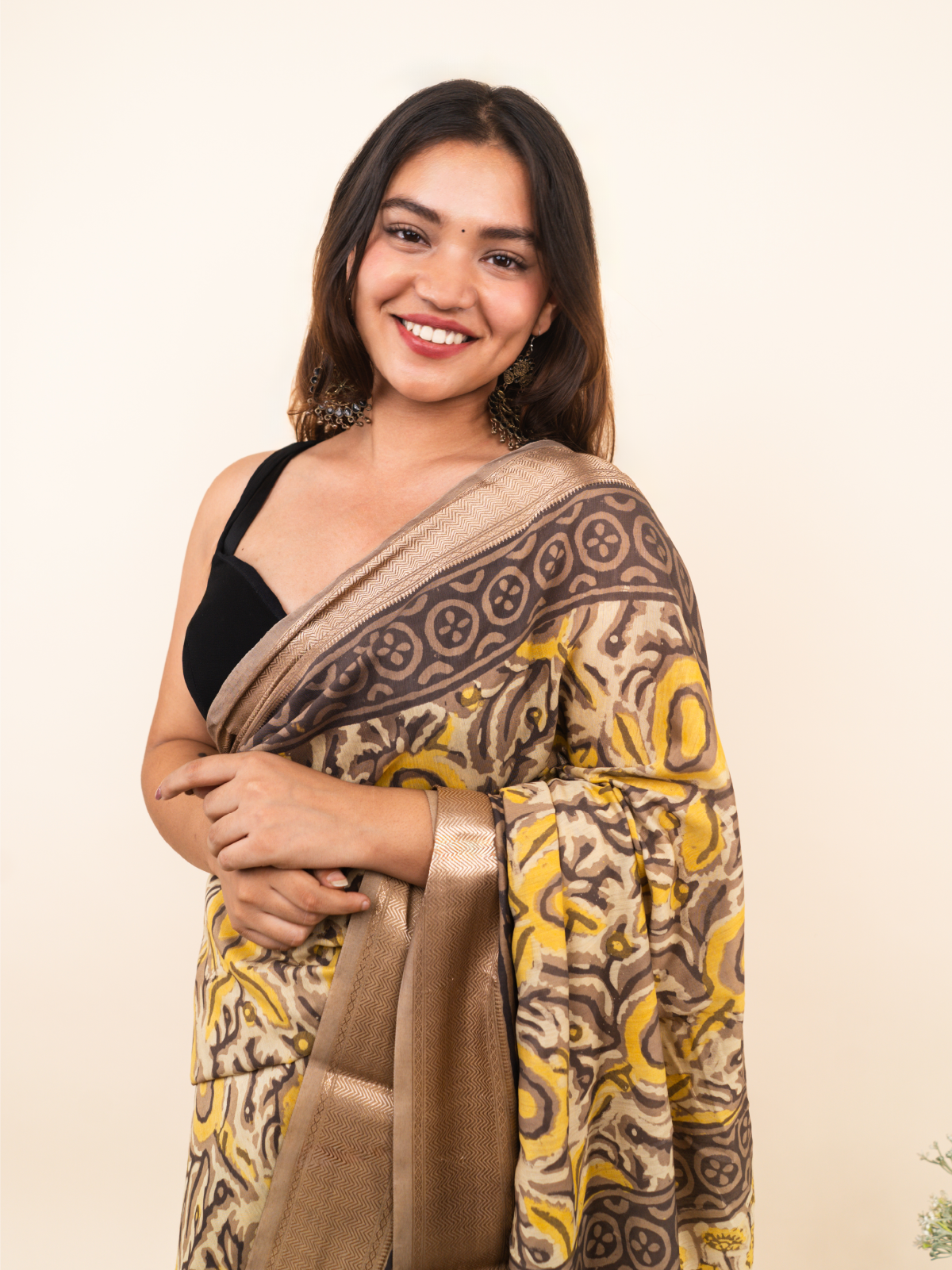 Glow Of The Sun Maheshwari Cotton Silk Saree