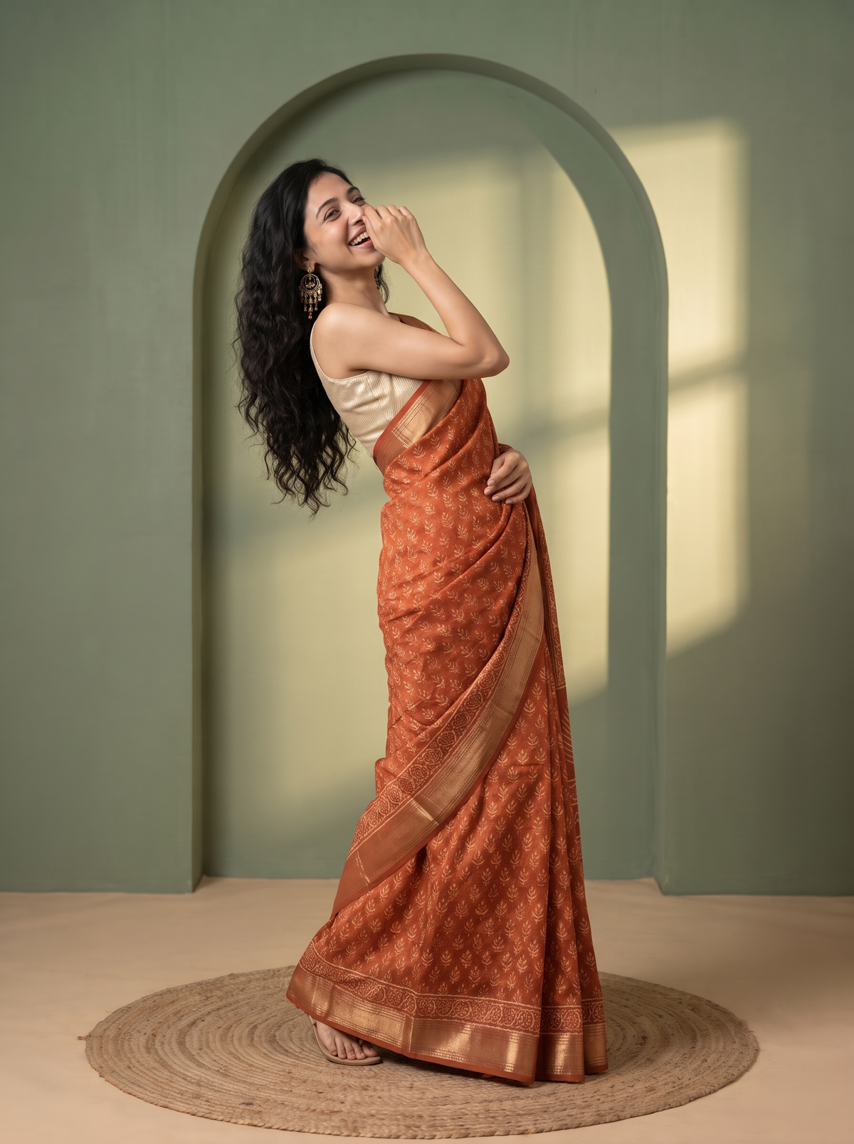 Sunehri Maheshwari Cotton Silk Saree