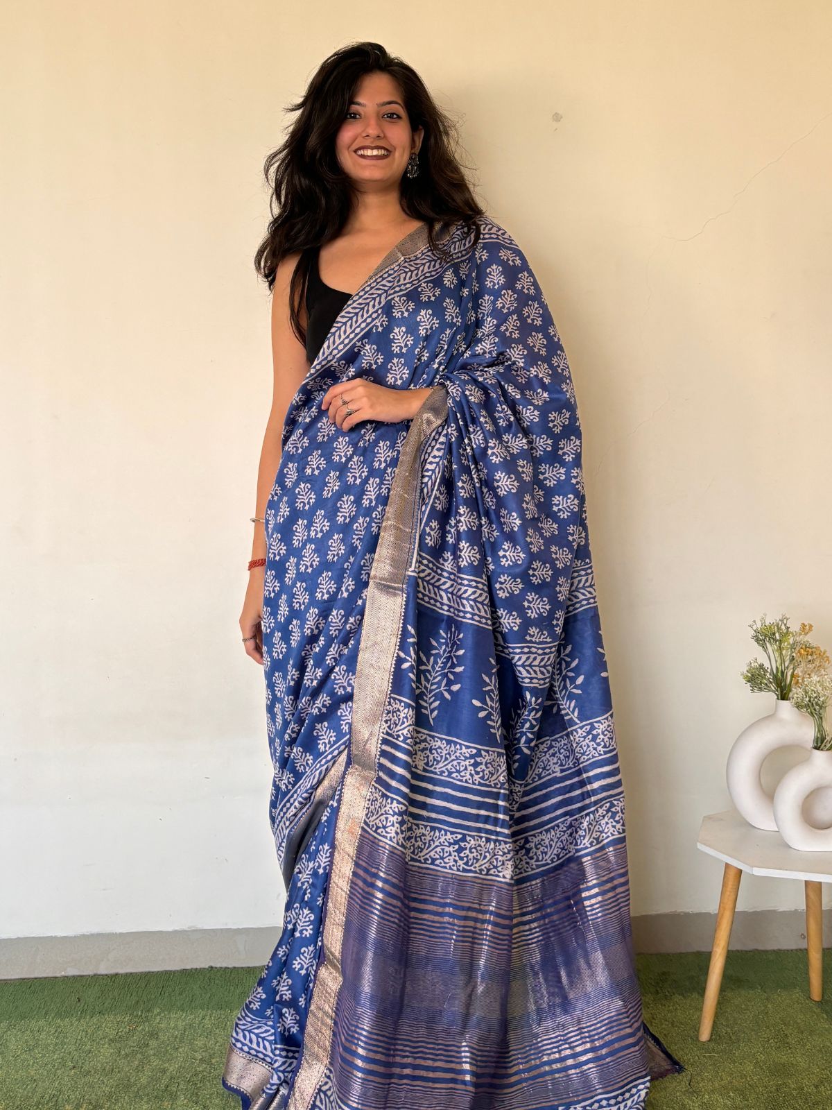 Dark Blue Drape Maheshwari Cotton Silk Saree