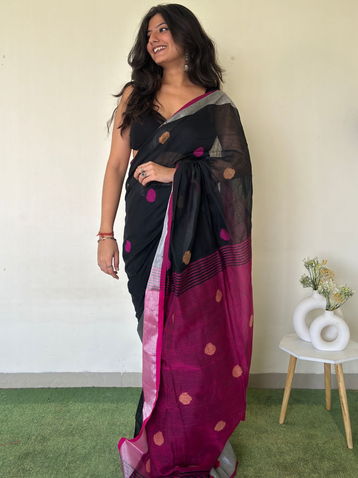 Leher Gulabi Linen Saree