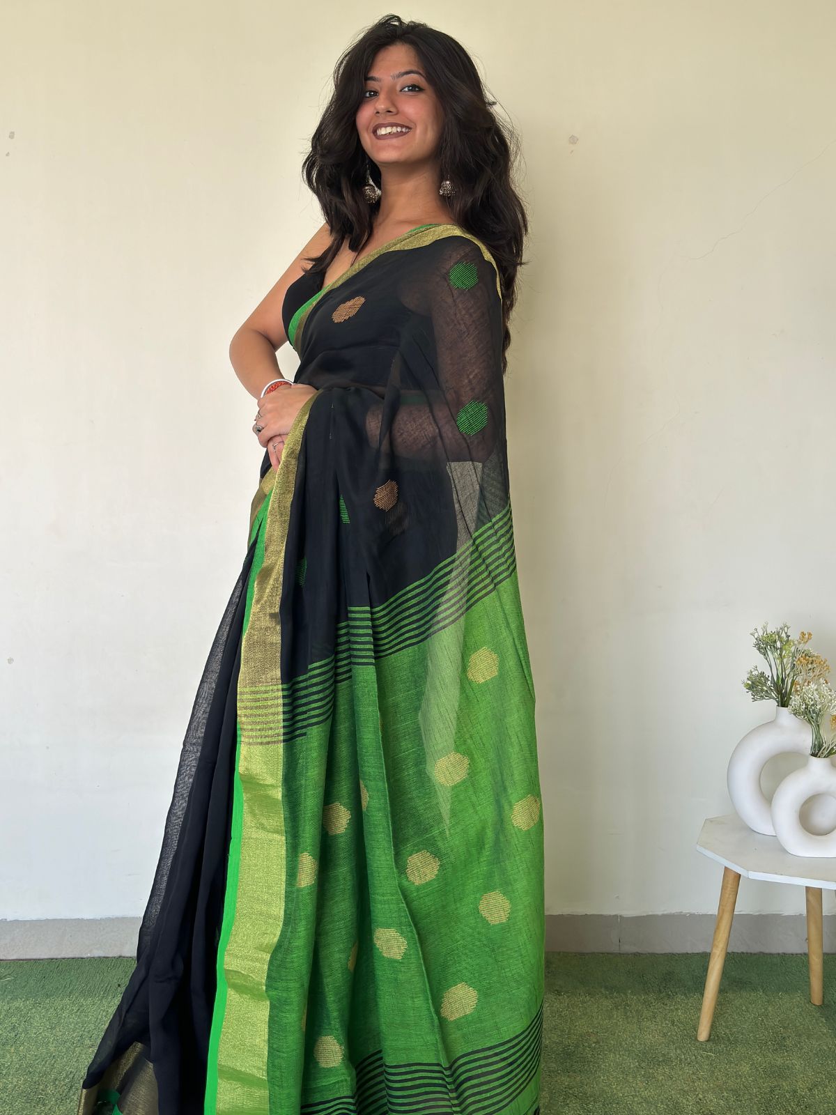 Polka Phool Linen Saree