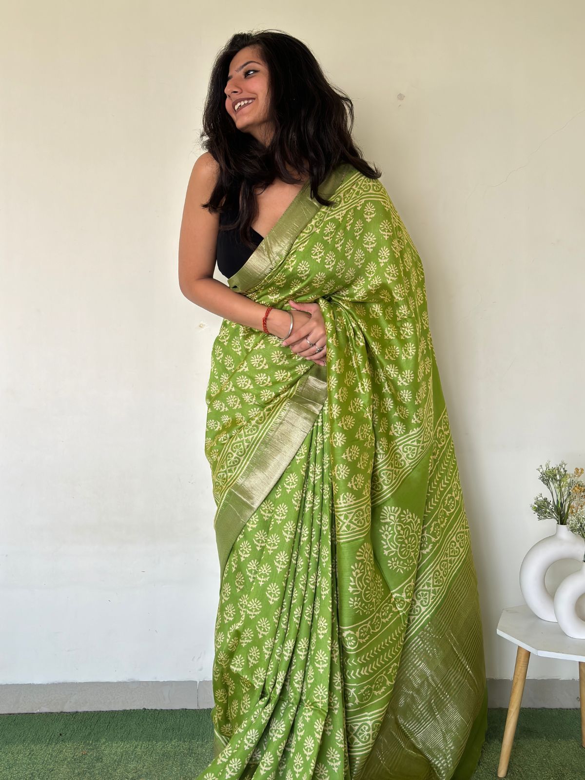 Celestial Blossom Maheshwari Cotton Silk Saree