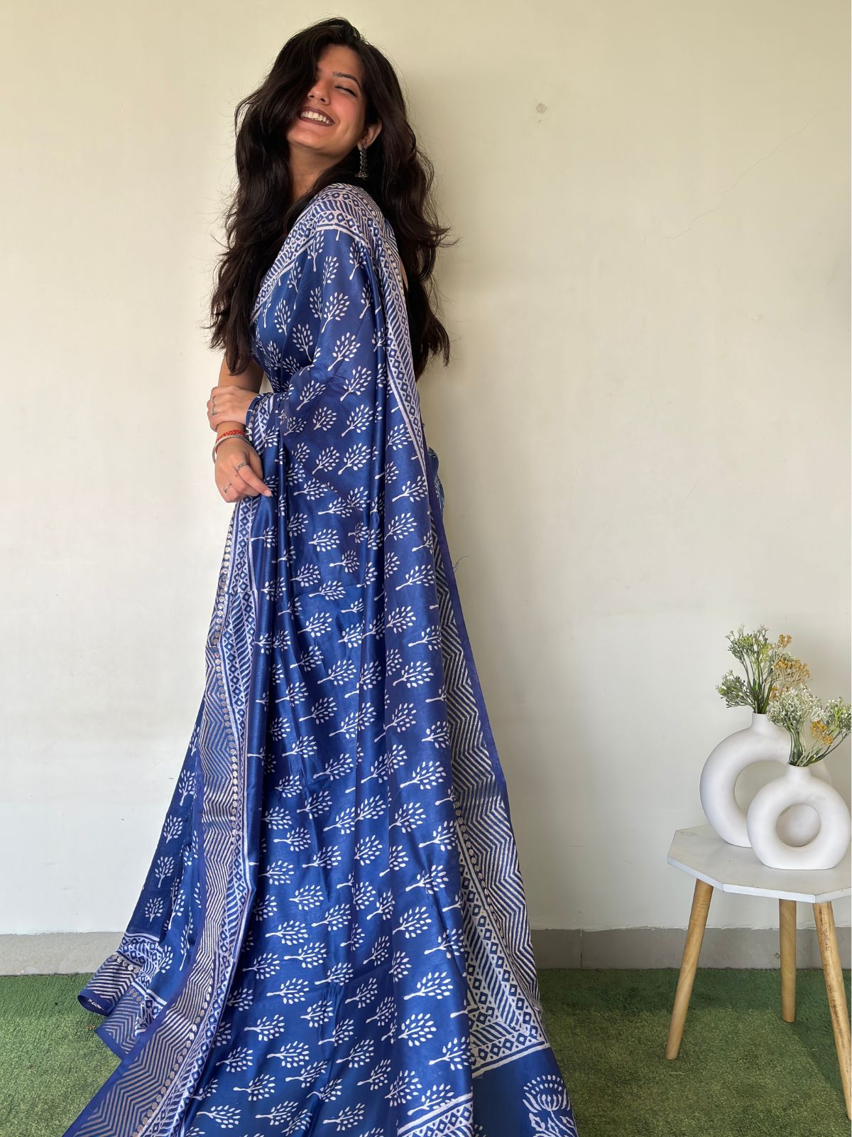 Blue Vine Maheshwari Cotton Silk Saree