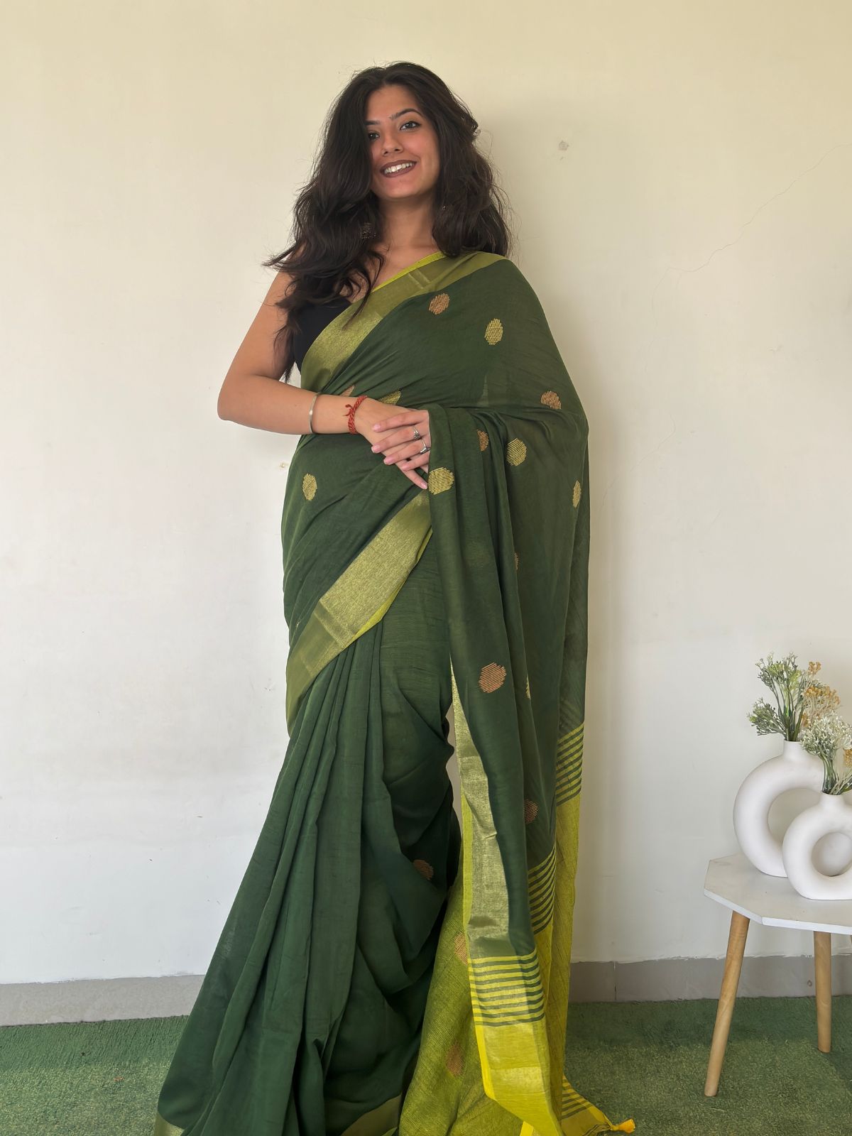 Manikya Linen Saree