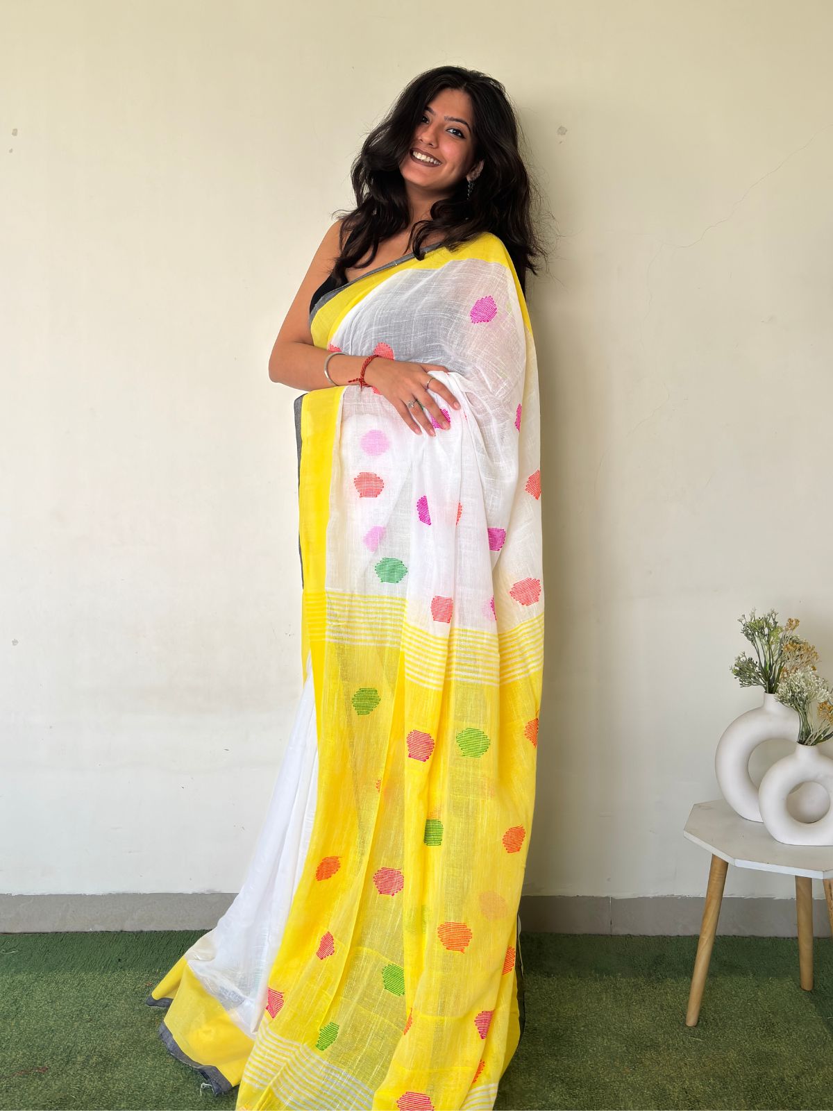 Rangila Phool Linen Saree