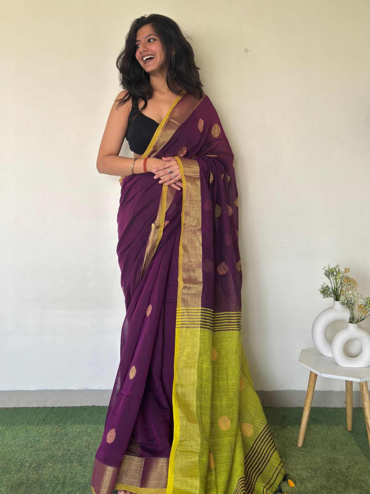 Bindu Lahar Linen Saree