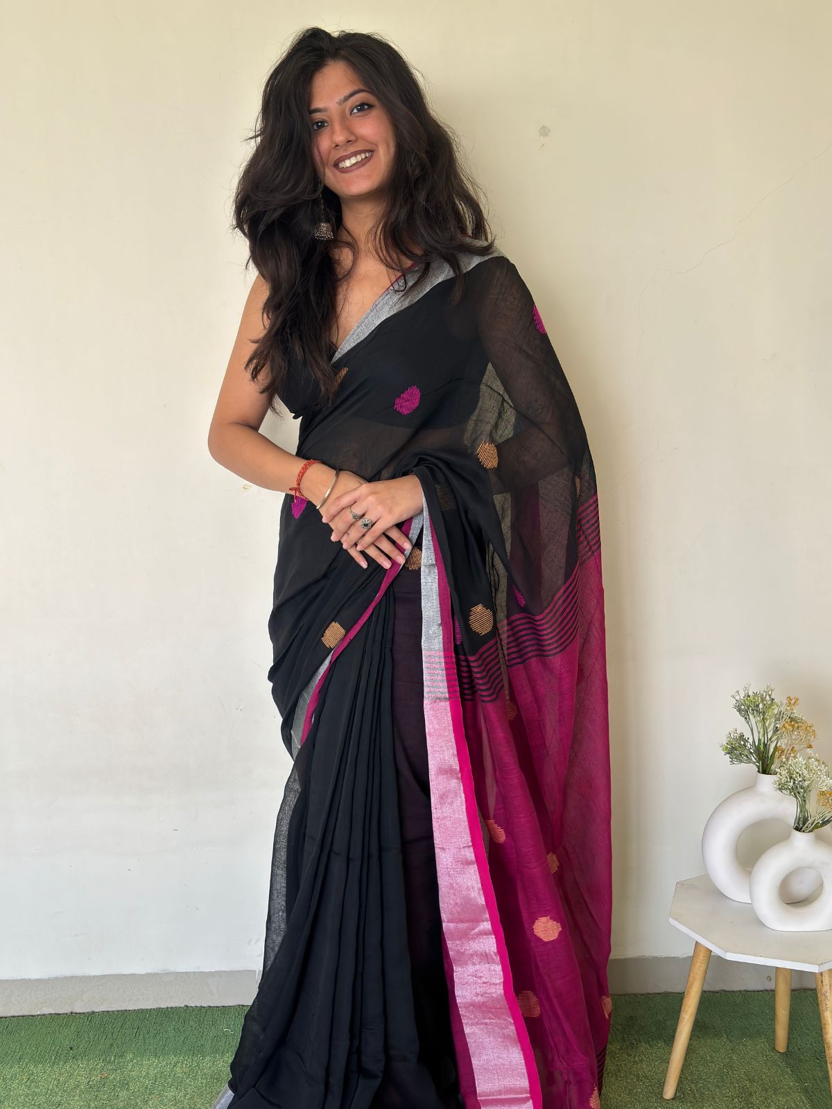 Leher Gulabi Linen Saree