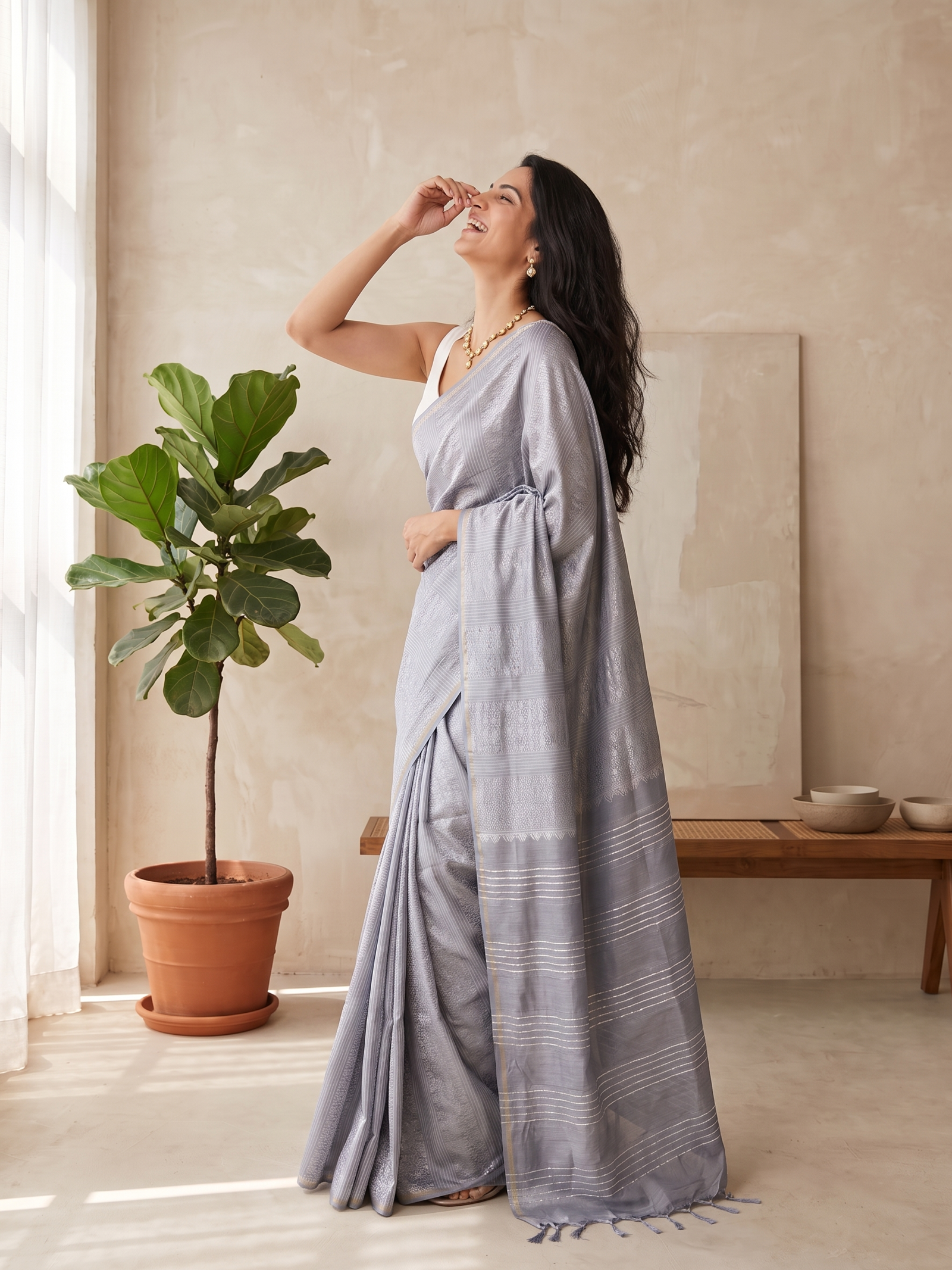 Chaand Sitara Jari Silk Saree