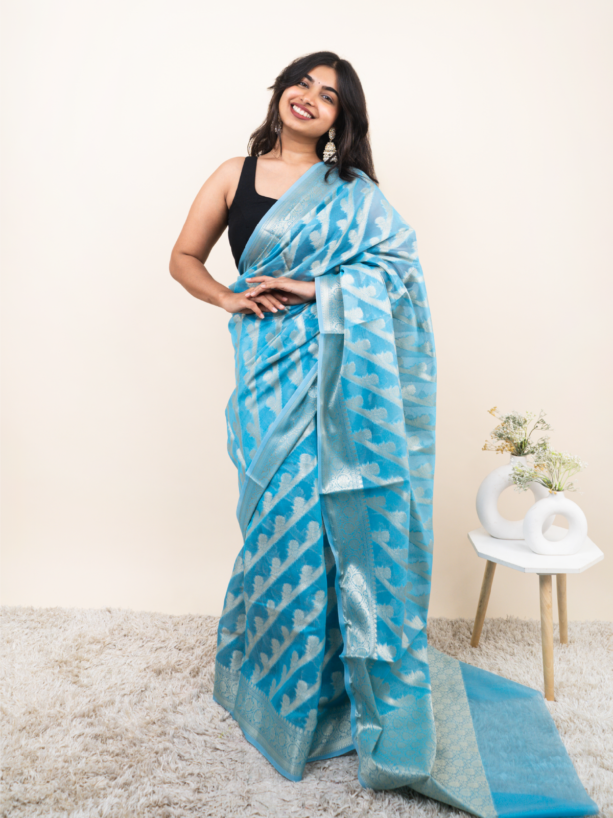 Roshan Rang Manarasi Cotton Silk Saree