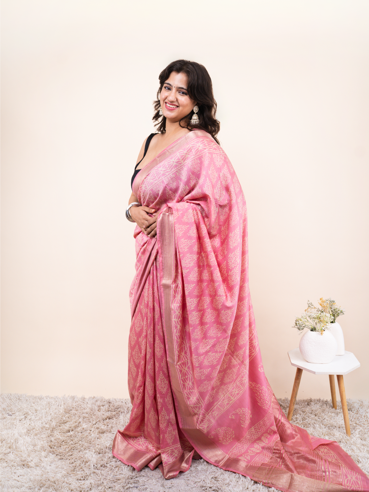 Pink Gold Border Maheshwari Cotton Silk Saree