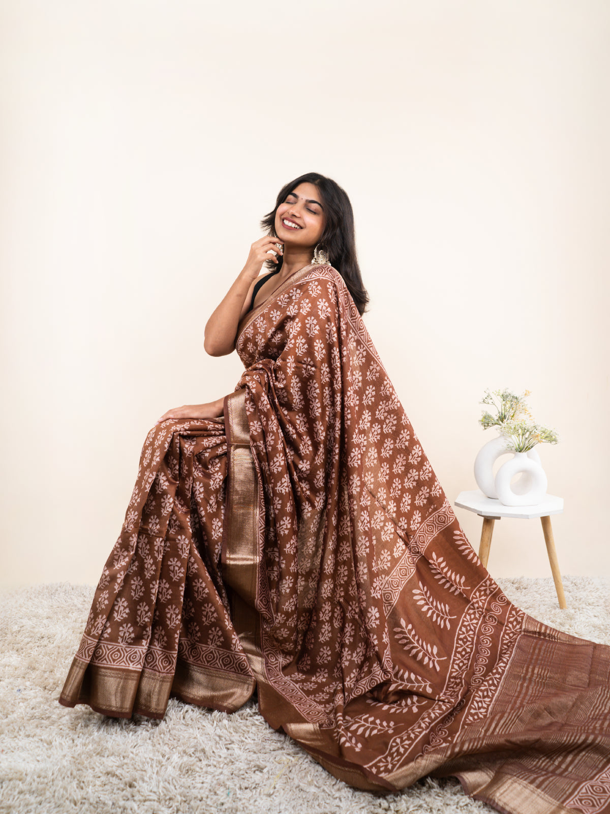 Moonlit Beauty Maheshwari Cotton Silk Saree
