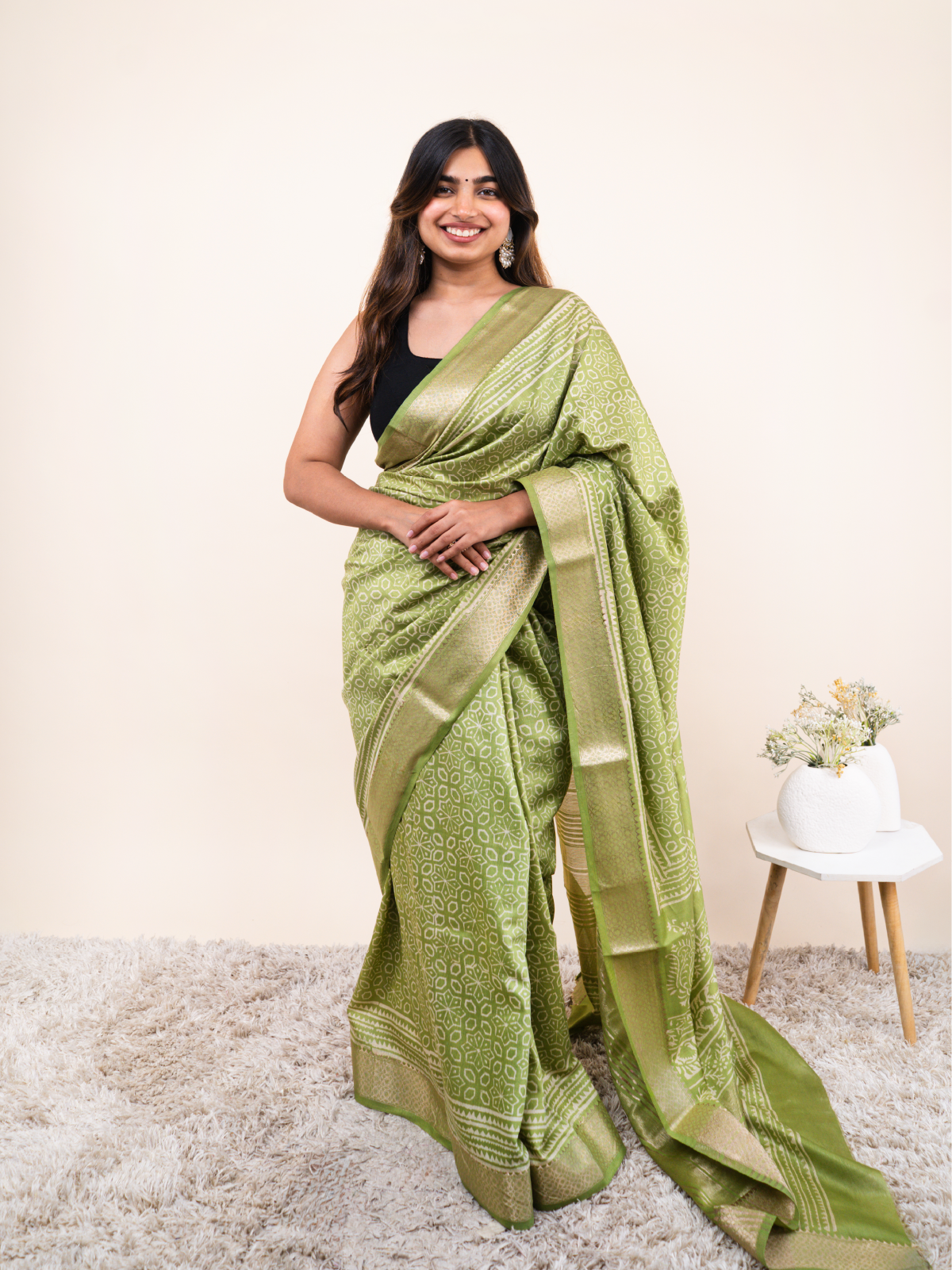 Leaf Green Maheshwari Cotton Silk Saree