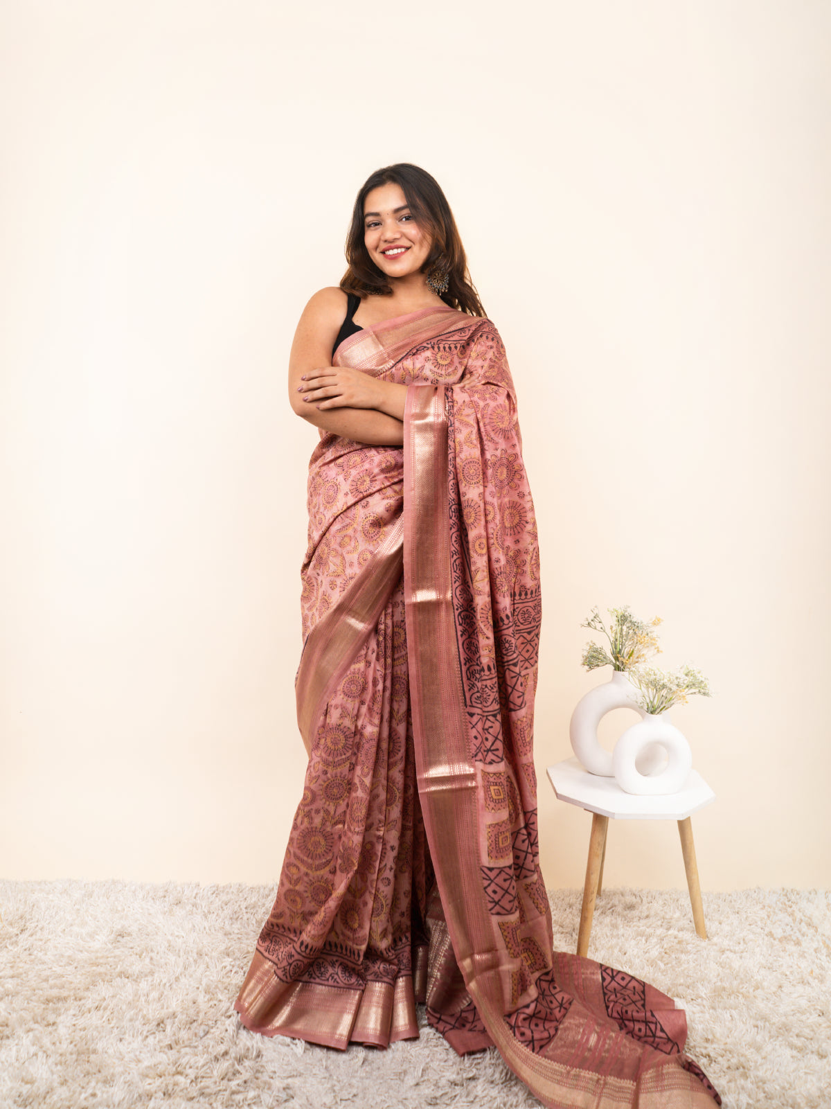Gulabi Jharna Maheshwari Cotton Silk Saree