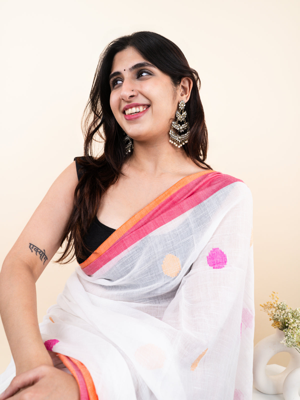 Bindi Rang Linen Saree