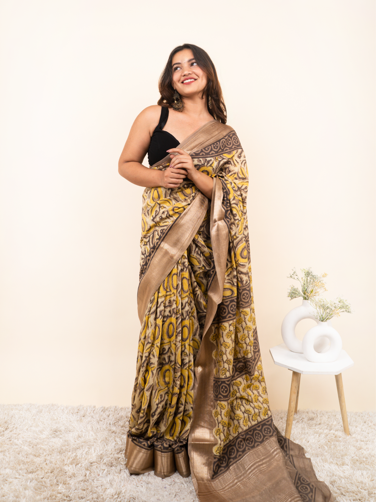 Glow Of The Sun Maheshwari Cotton Silk Saree