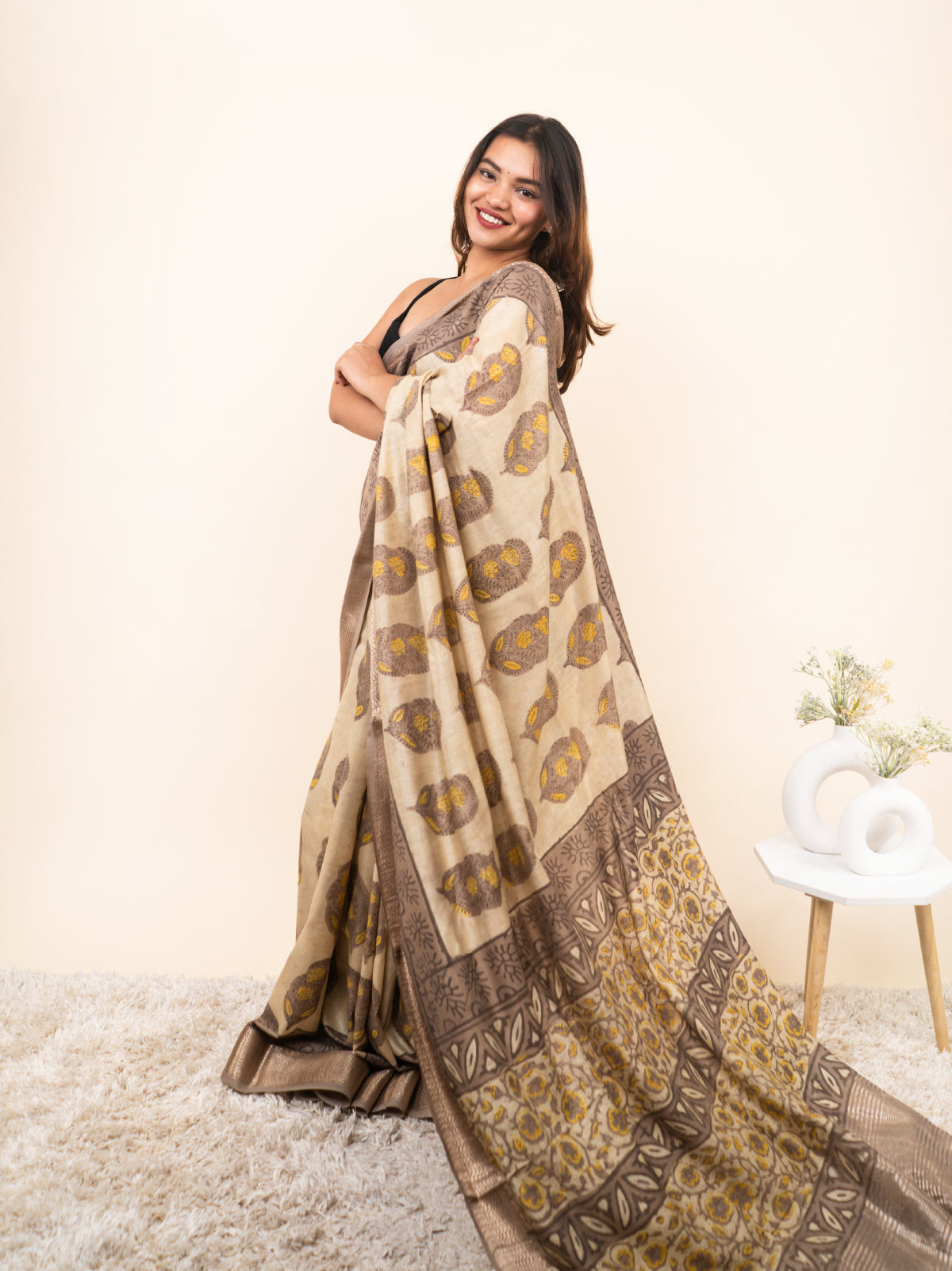 Woven Dreams Maheshwari Cotton Silk Saree
