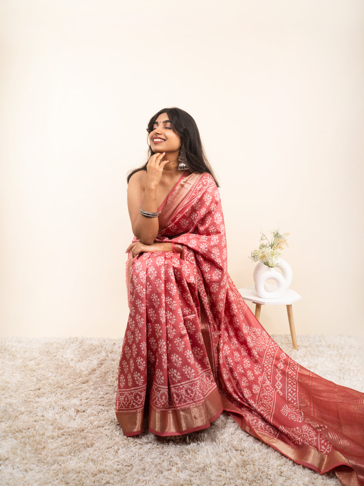 Phoolon Si Maheshwari Cotton Silk Saree