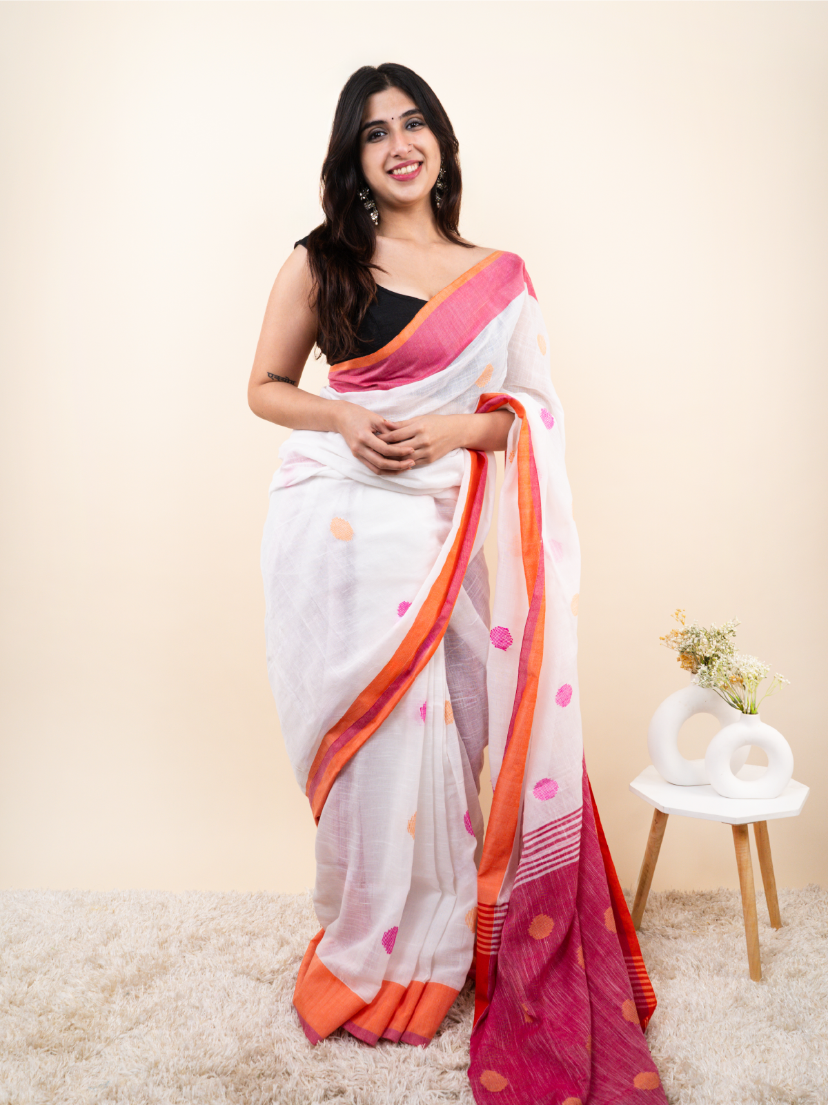 Bindi Rang Linen Saree