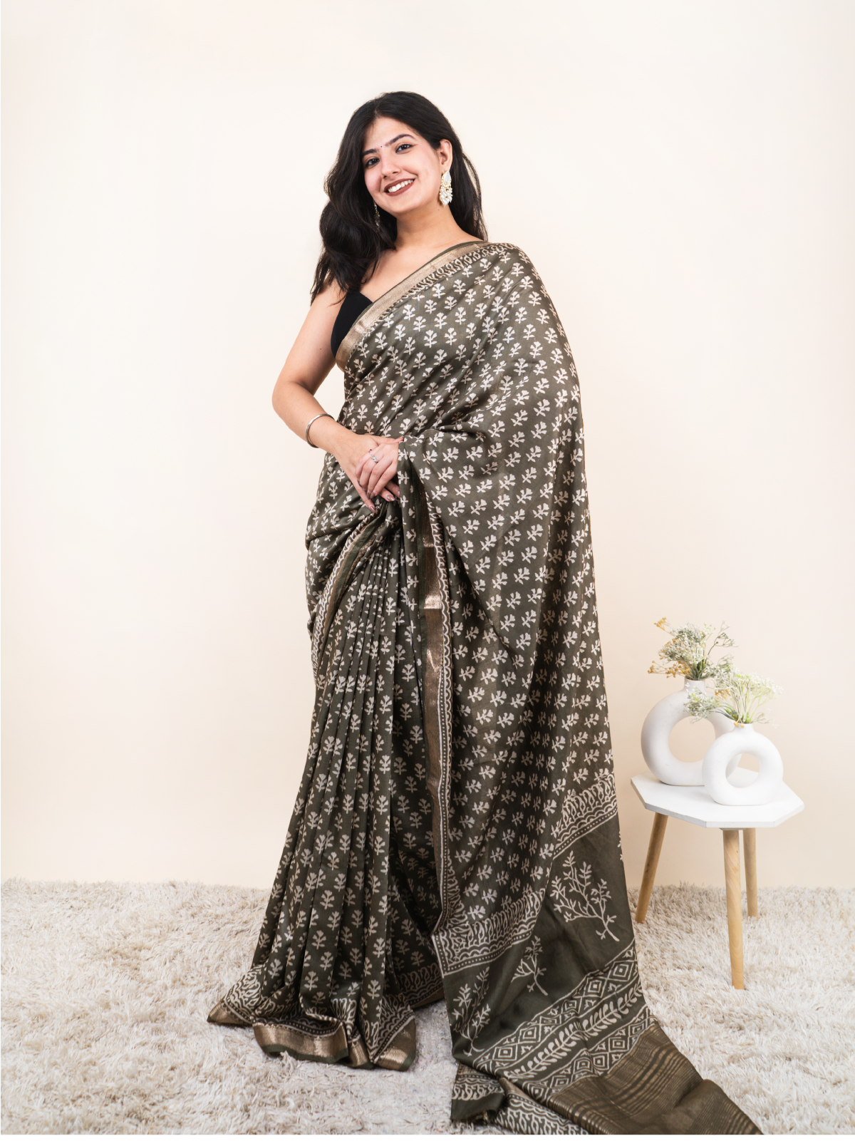 Noir Maheshwari Cotton Silk Saree