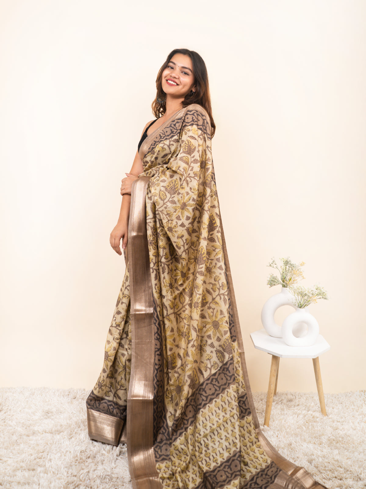 Golden Wave Maheshwari Cotton Silk Saree