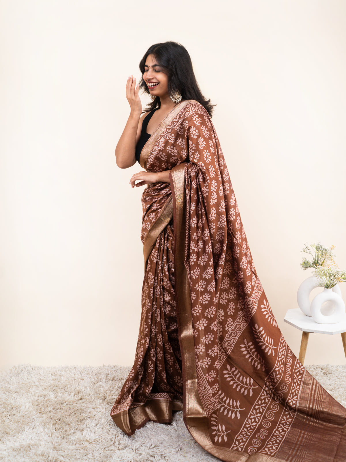 Moonlit Beauty Maheshwari Cotton Silk Saree