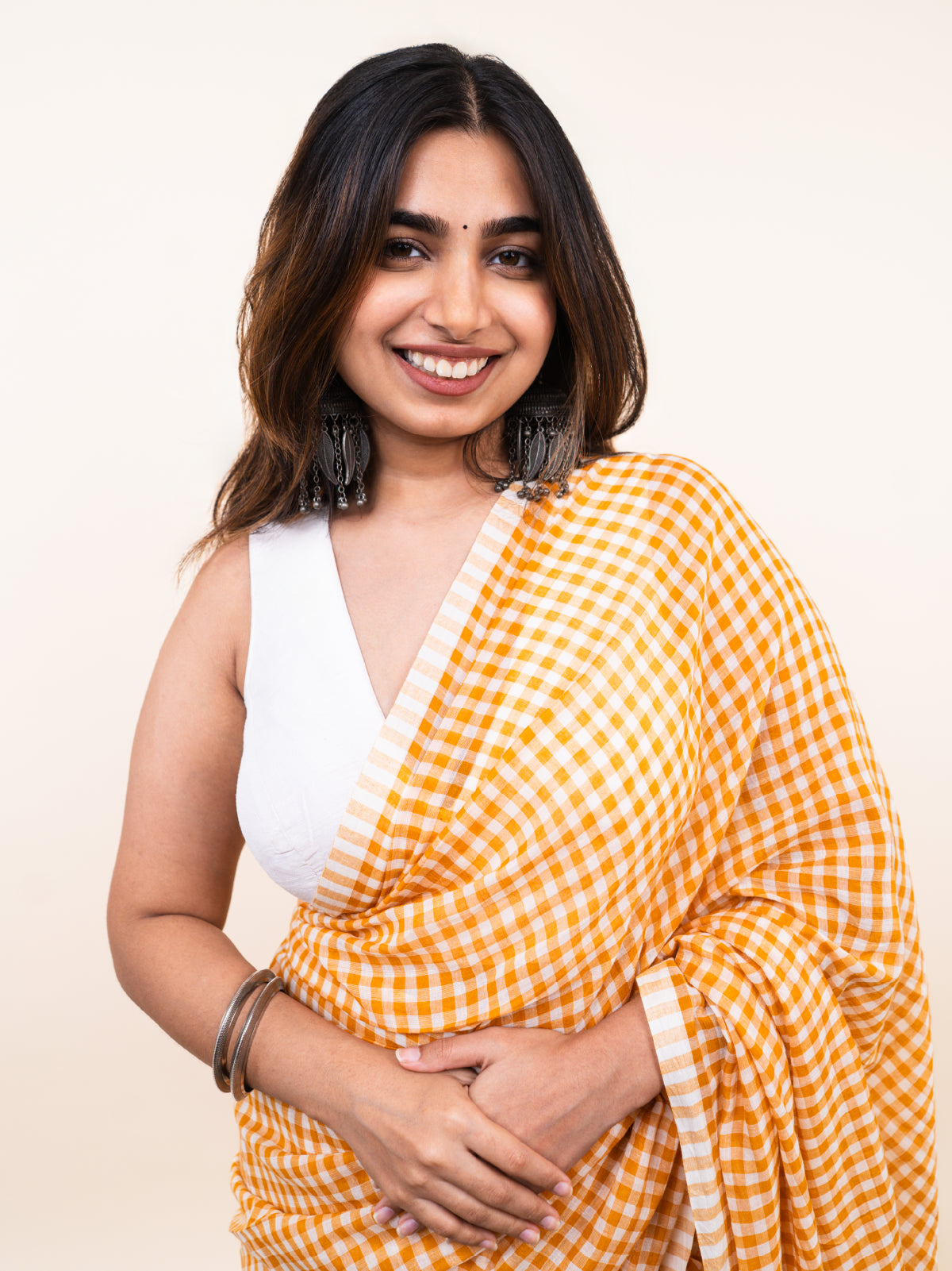 Dhool Checks Mulmul Saree