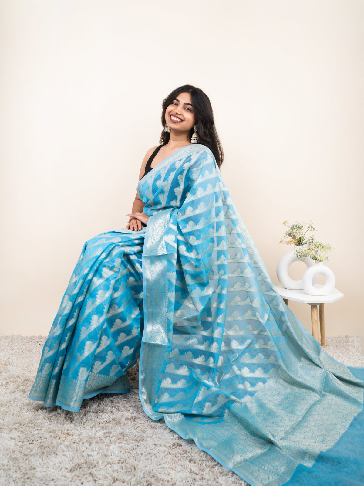 Roshan Rang Manarasi Cotton Silk Saree
