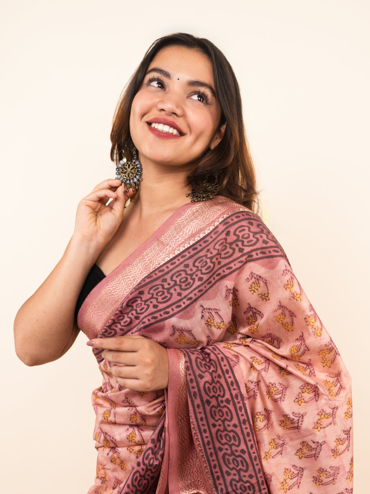 Starlit Flow Maheshwari Cotton Silk Saree