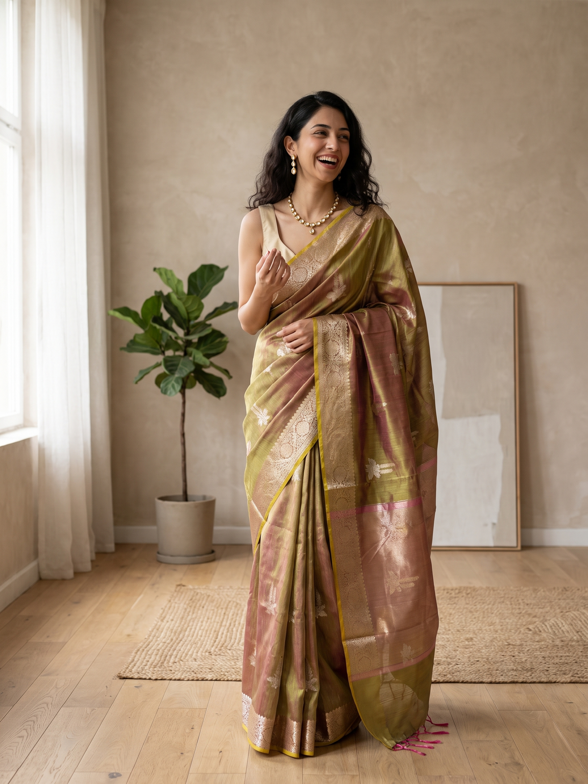 Dhoop Rani Tussar Silk Banarasi Saree