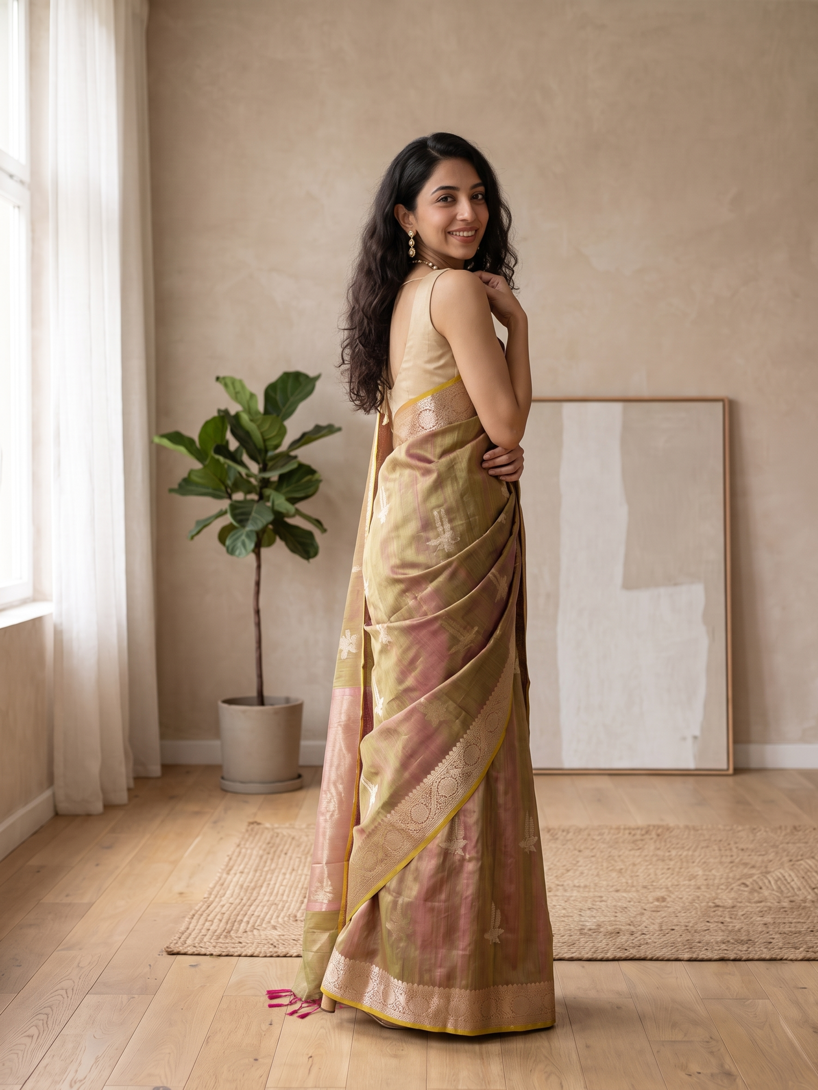 Dhoop Rani Tussar Silk Banarasi Saree