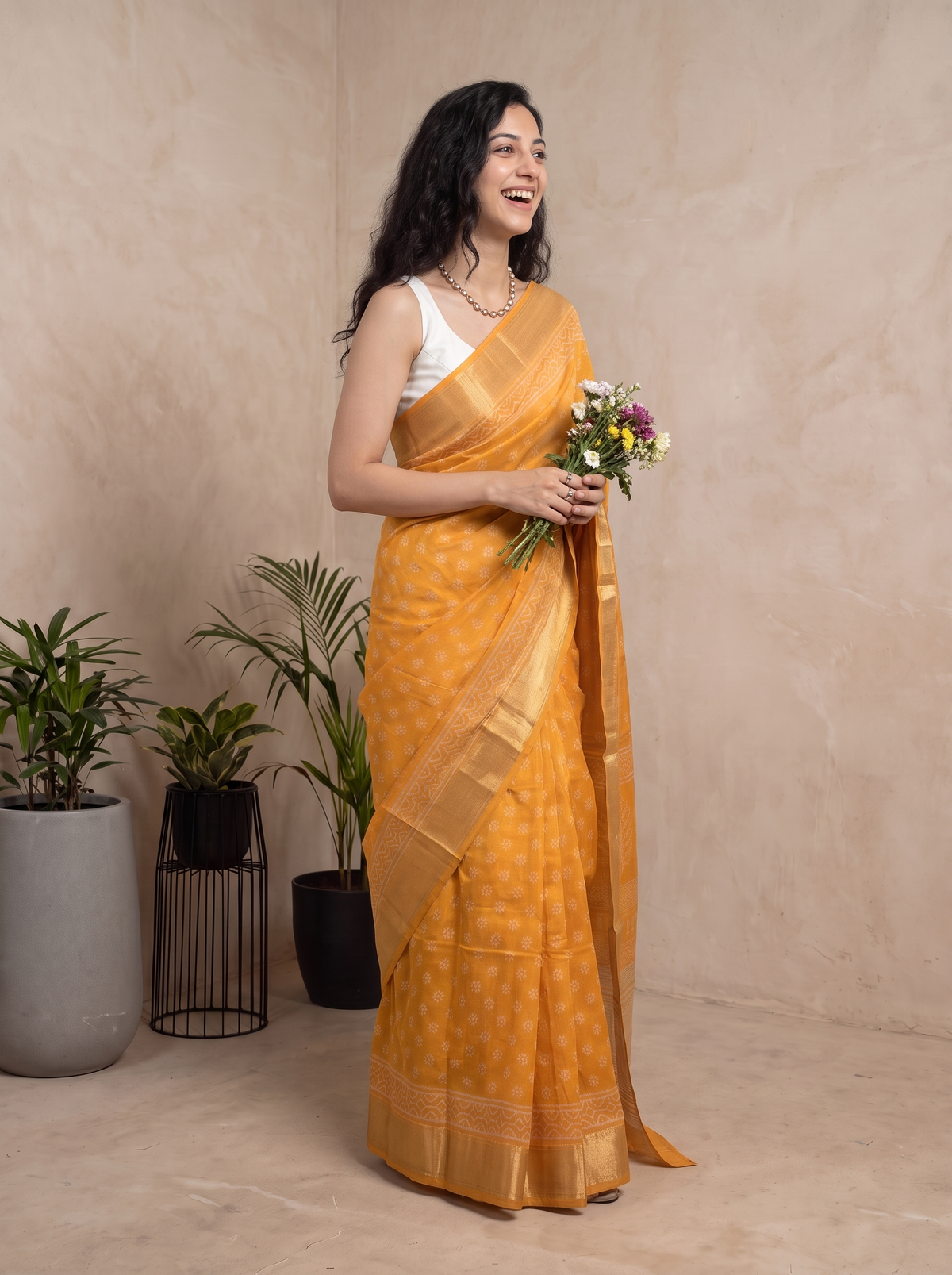 Golden Bloom Maheshwari Cotton Silk Saree