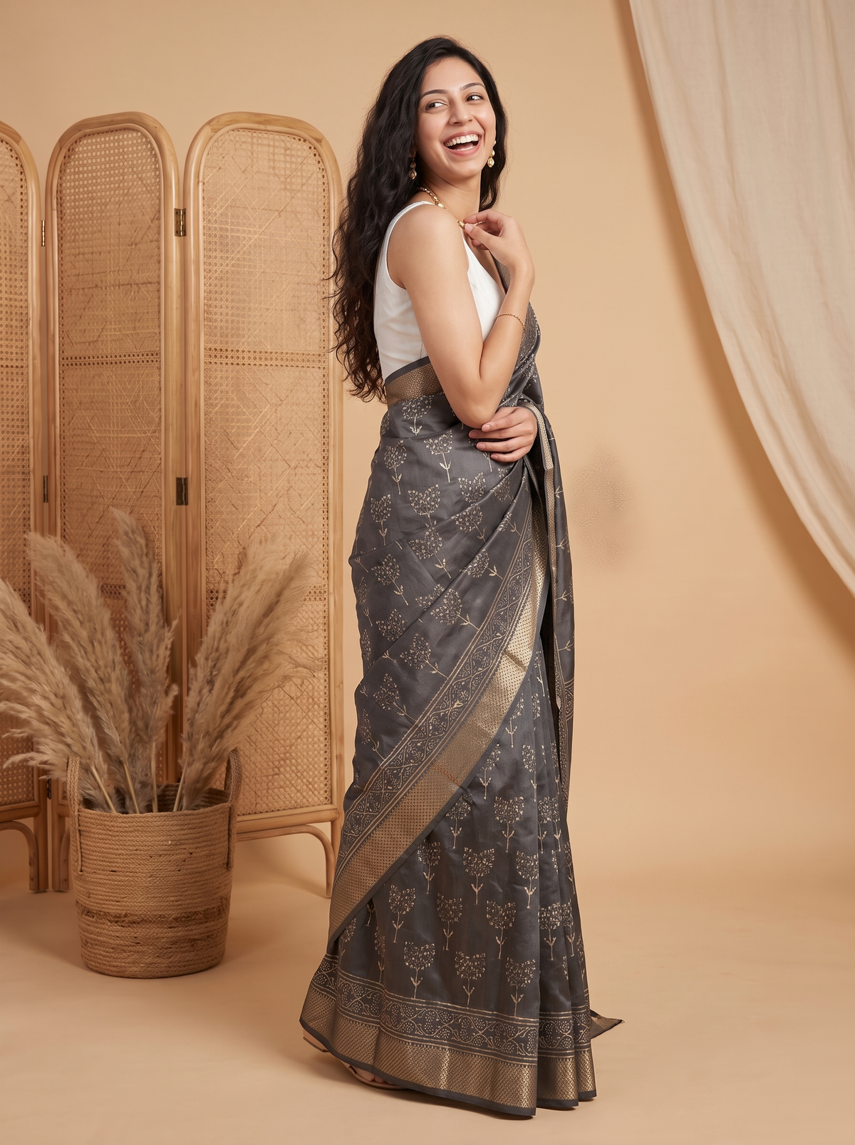 Smoky Rose Maheshwari Cotton Silk Saree