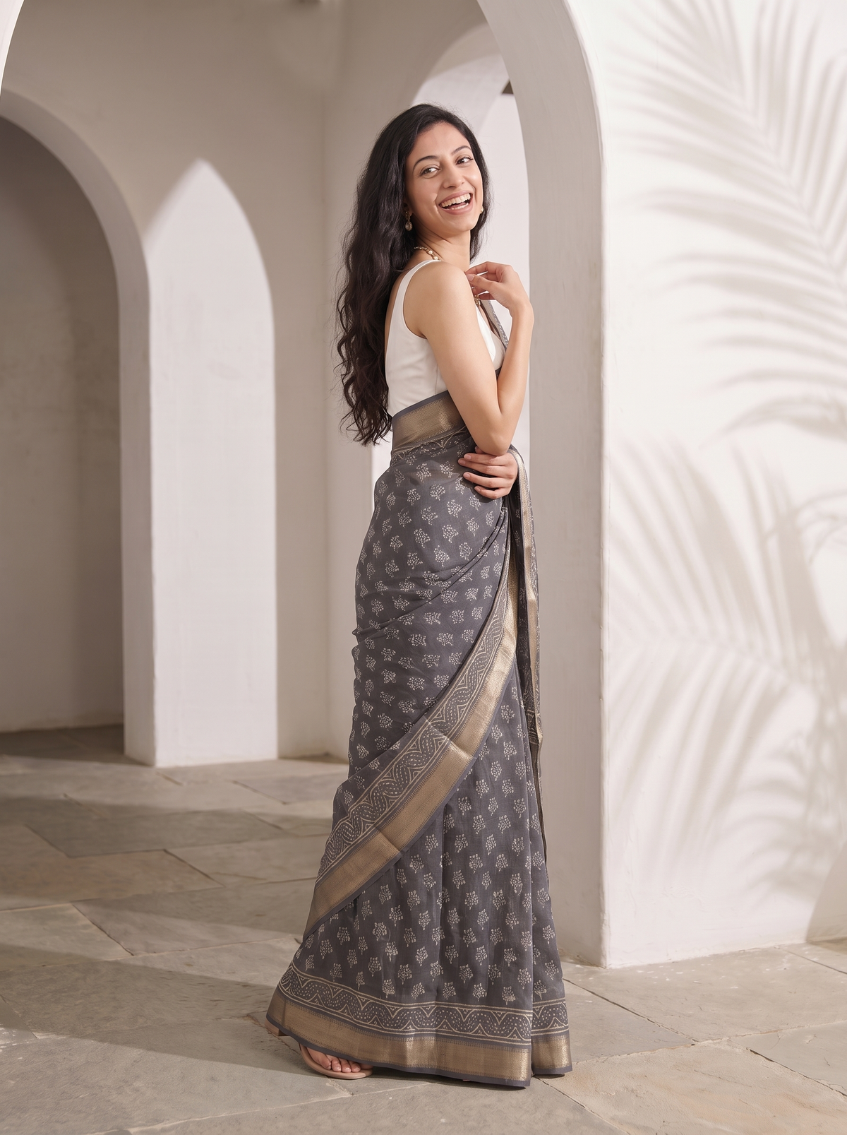 Dusty Grey Maheshwari Cotton Silk Saree