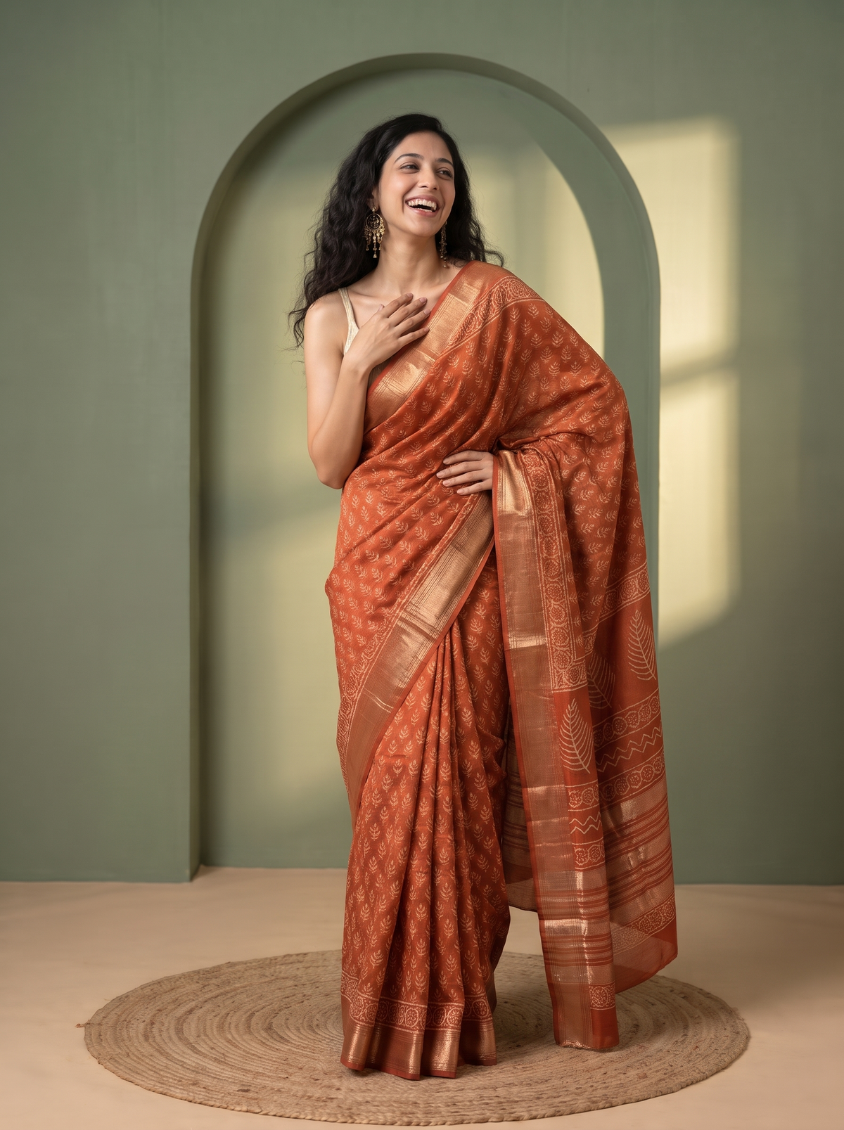 Sunehri Maheshwari Cotton Silk Saree